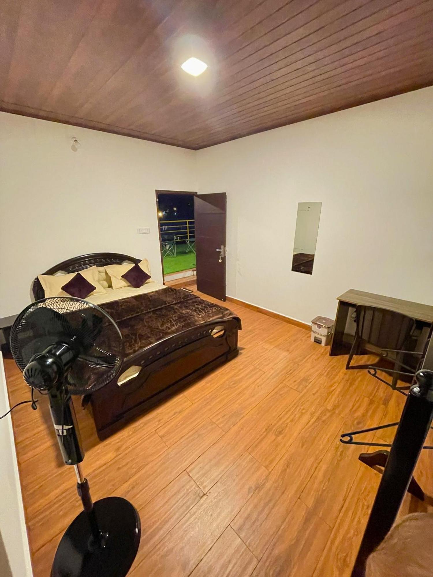 Appartamento Ikyam Madikeri Esterno foto